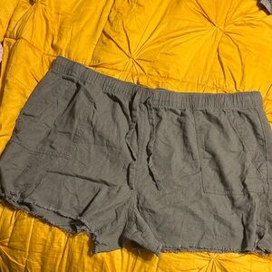 a.n.a Olive Women's Cargo Shorts